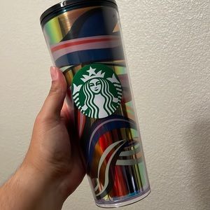 24 oz Starbucks cup